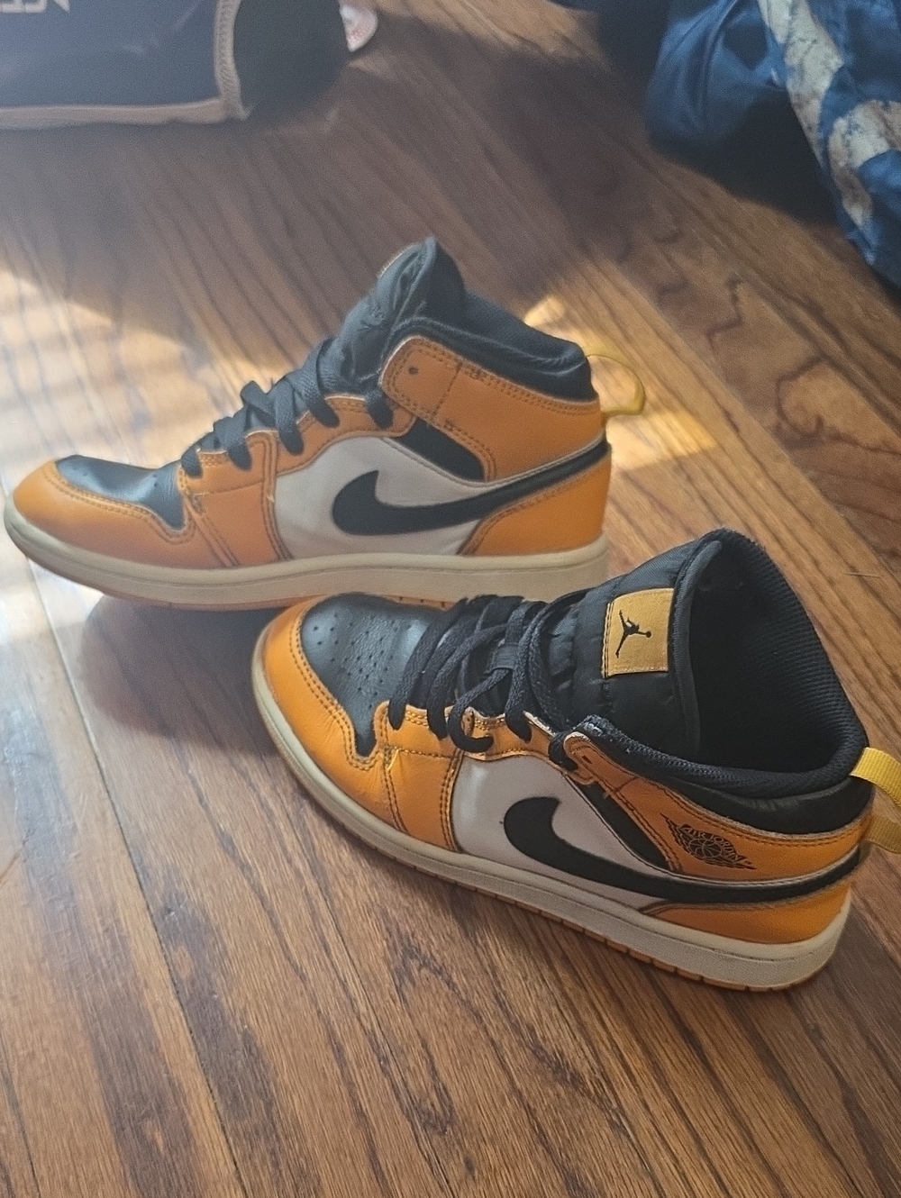 Jordan Kids Mid-Top Sneakers in Black, Yellow & White